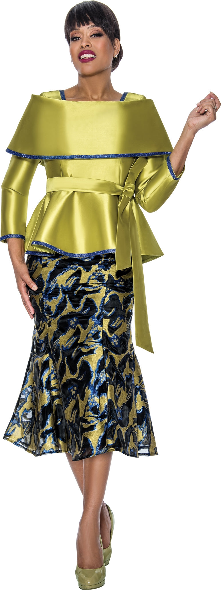 Divine Queen Portrait Collar Print 2pc Skirt Suit Walk With Me Boutique
